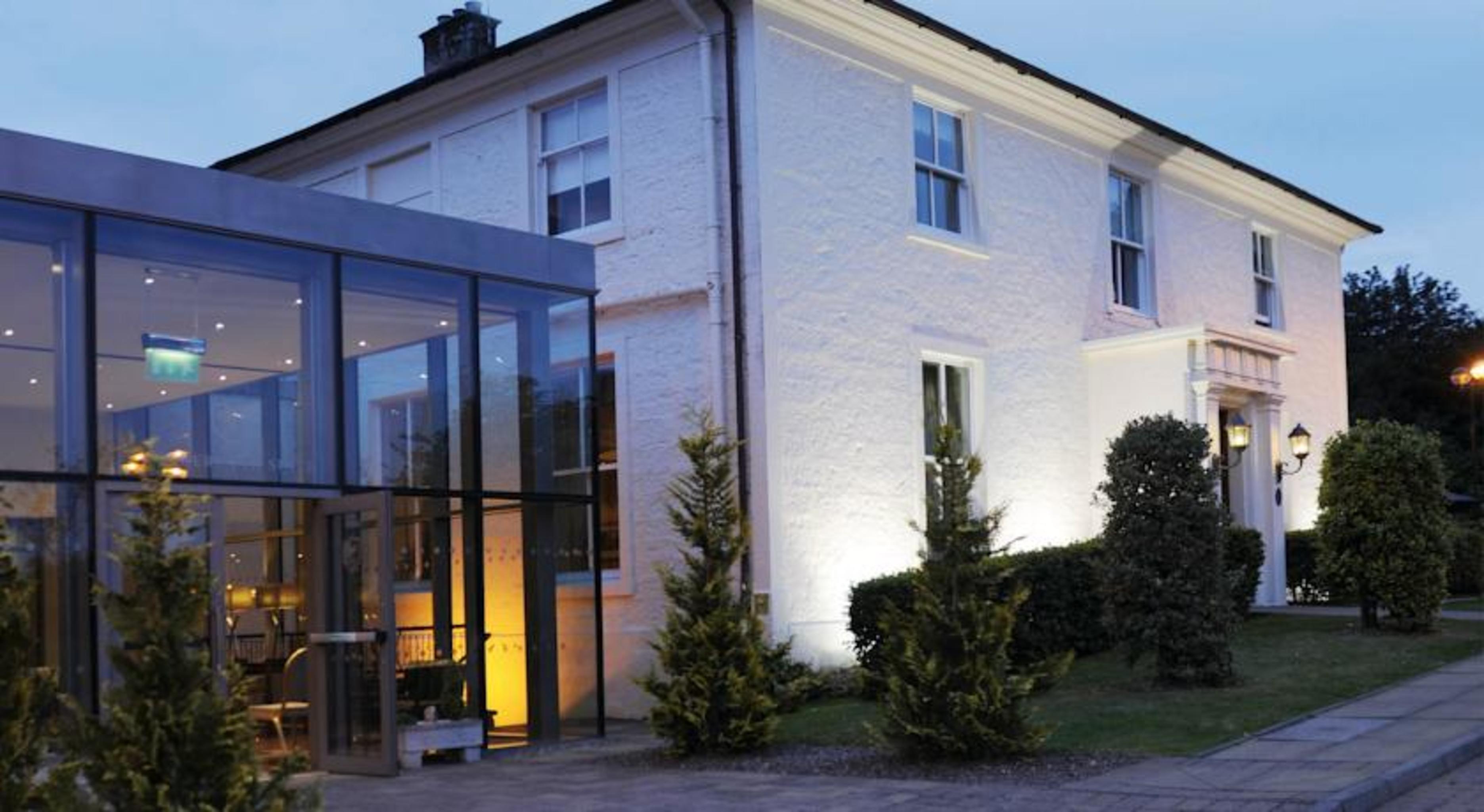Macdonald Crutherland House East Kilbride Bagian luar foto