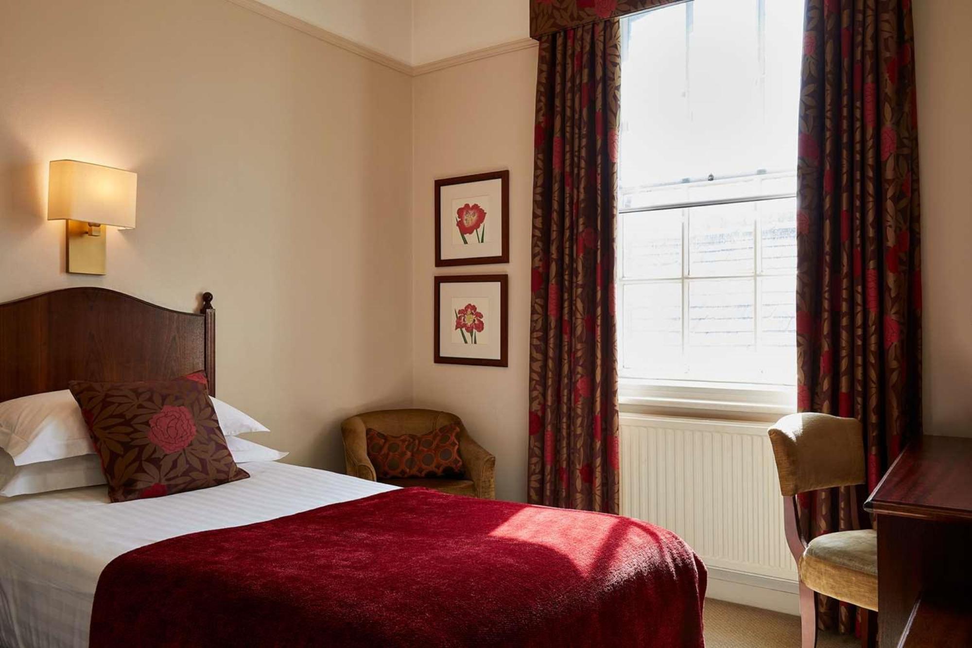 Macdonald Crutherland House East Kilbride Bagian luar foto